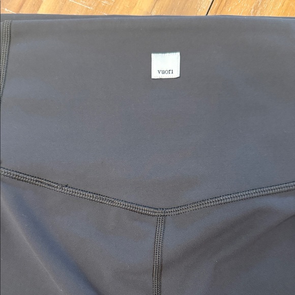 Vuori Women's Dark Gray Bike Shorts - Picture 3 of 5